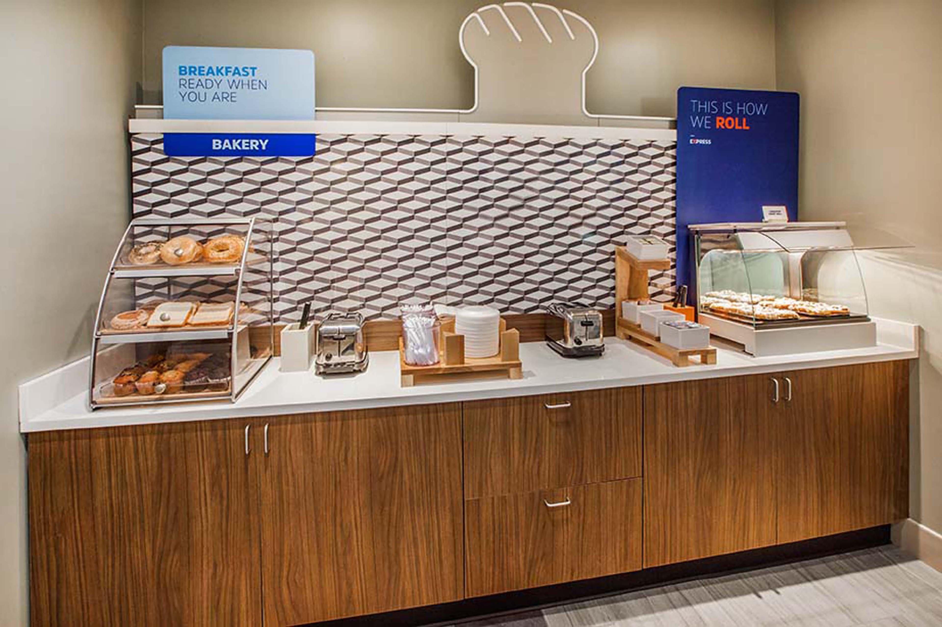 Holiday Inn Express & Suites Sidney By Ihg Dış mekan fotoğraf