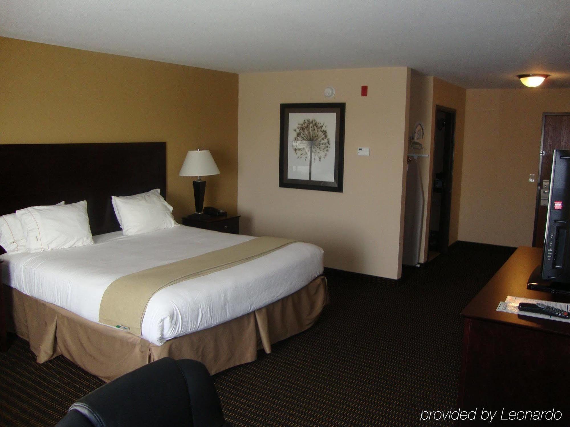 Holiday Inn Express & Suites Sidney By Ihg Dış mekan fotoğraf